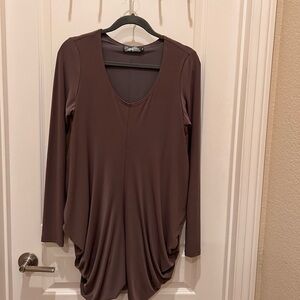 - SYMPLI of Canada 🇨🇦 Couture Coco Brown Taupe Ruched Long Sleeve Tunic